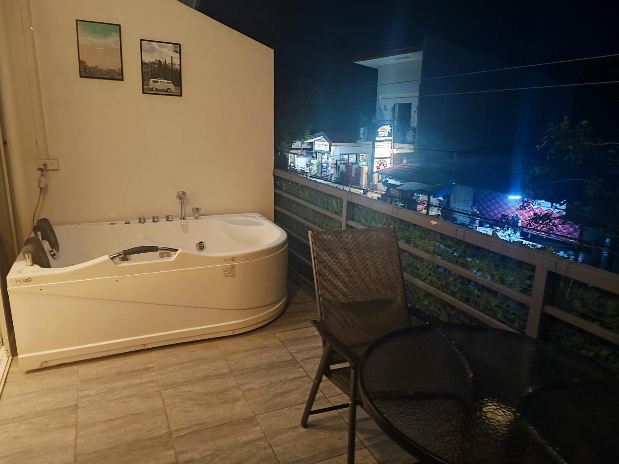 Bonsai Jacuzzi Suites パングラオ エクステリア 写真